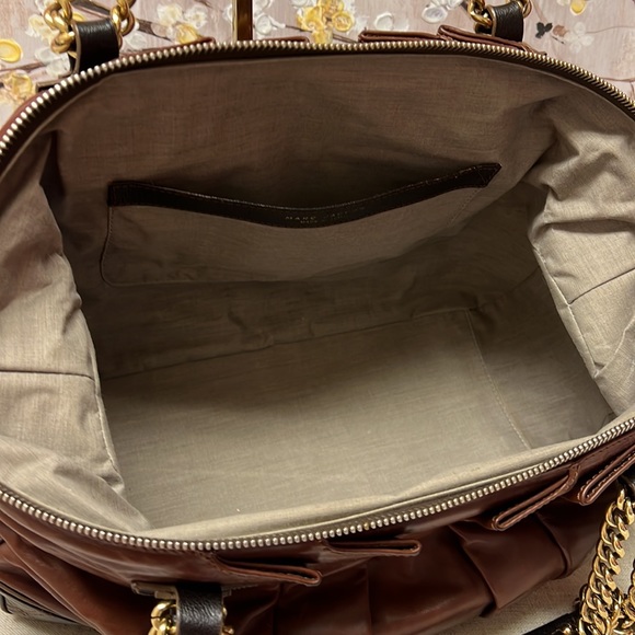 Marc Jacobs Gordon Satchel Handbag In Truffle Leather MSRP $1295 - Picture 5 of 13